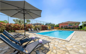 Stunning Home In Smoljanci